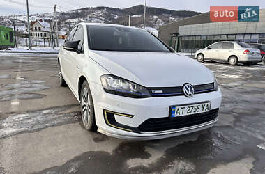 Хэтчбек Volkswagen e-Golf 2014 в 