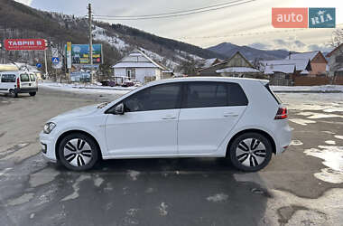 Хэтчбек Volkswagen e-Golf 2014 в 