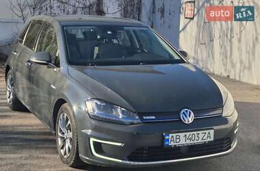 Хэтчбек Volkswagen e-Golf 2015 в 