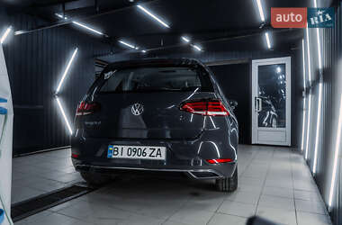 Хэтчбек Volkswagen e-Golf 2020 в 