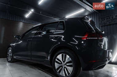 Хэтчбек Volkswagen e-Golf 2020 в 