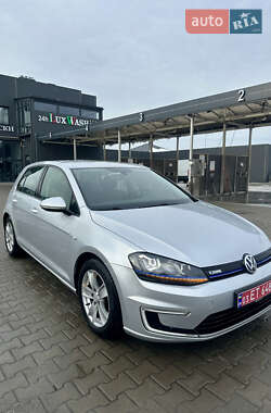 Volkswagen e-Golf 2015