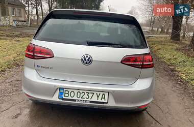 Хетчбек Volkswagen e-Golf 2015 в Летичіві