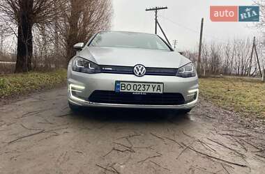 Хетчбек Volkswagen e-Golf 2015 в Летичіві