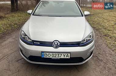 Хетчбек Volkswagen e-Golf 2015 в Летичіві