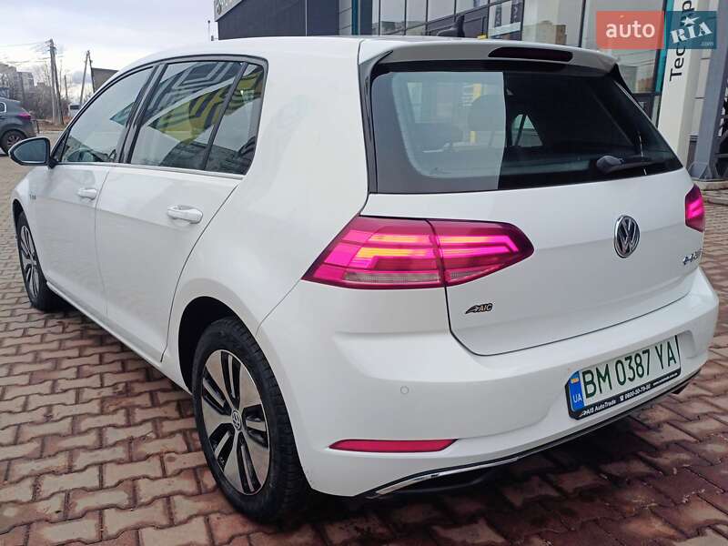 Хетчбек Volkswagen e-Golf 2019 в Сумах