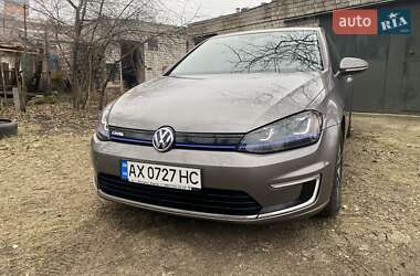 Хетчбек Volkswagen e-Golf 2015 в Харкові