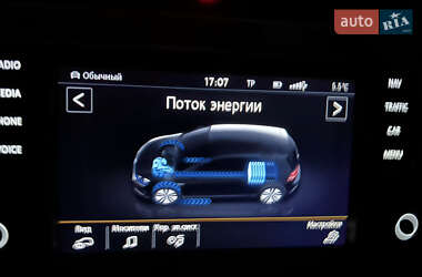 Хетчбек Volkswagen e-Golf 2015 в Дніпрі