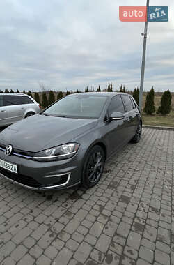 Хэтчбек Volkswagen e-Golf 2017 в Львове