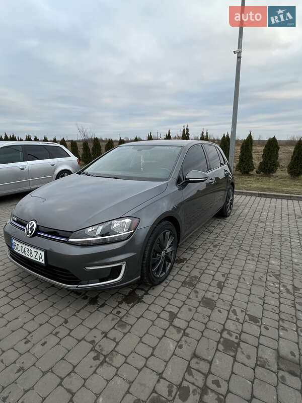 Хетчбек Volkswagen e-Golf 2017 в Львові