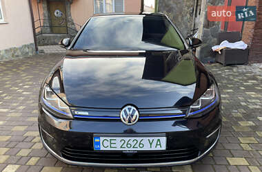 Хетчбек Volkswagen e-Golf 2014 в Чернівцях