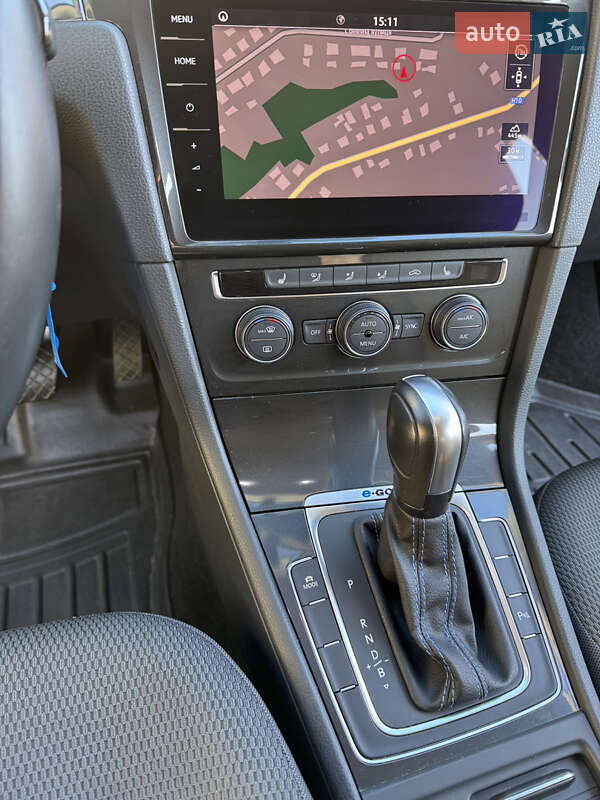 Хэтчбек Volkswagen e-Golf 2020 в Долине
