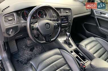 Хэтчбек Volkswagen e-Golf 2014 в Николаеве