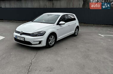 Volkswagen e-Golf 2017 Volkswagen e-Golf 2017