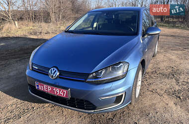 Хэтчбек Volkswagen e-Golf 2016 в Южноукраинске