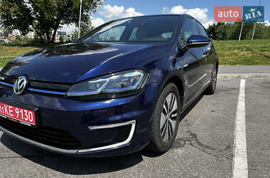 Volkswagen e-Golf 2017