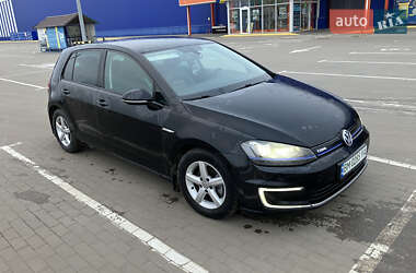 Хэтчбек Volkswagen e-Golf 2014 в Сумах