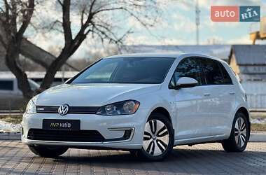 Хетчбек Volkswagen e-Golf 2015 в Києві