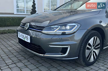 Хетчбек Volkswagen e-Golf 2020 в Чернівцях