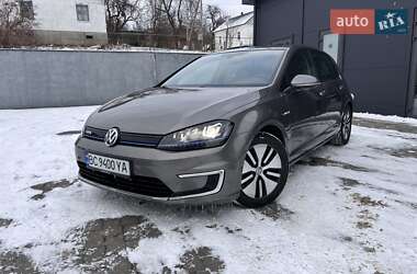 Volkswagen e-Golf 2015