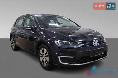 Хэтчбек Volkswagen e-Golf 2015 в Днепре