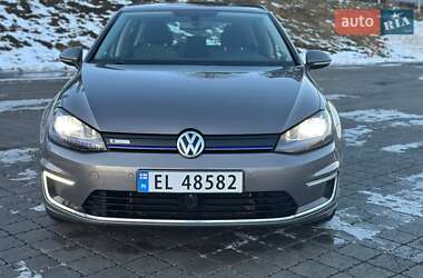 Хетчбек Volkswagen e-Golf 2015 в 
