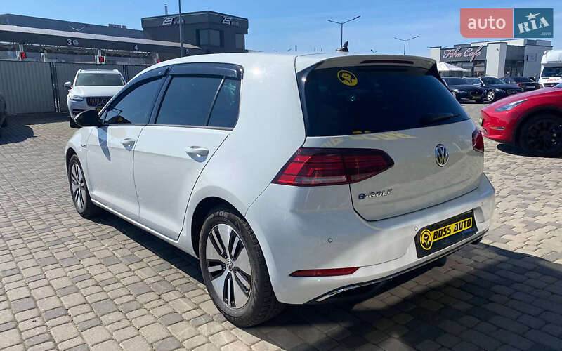 Хэтчбек Volkswagen e-Golf 2018 в Мукачево