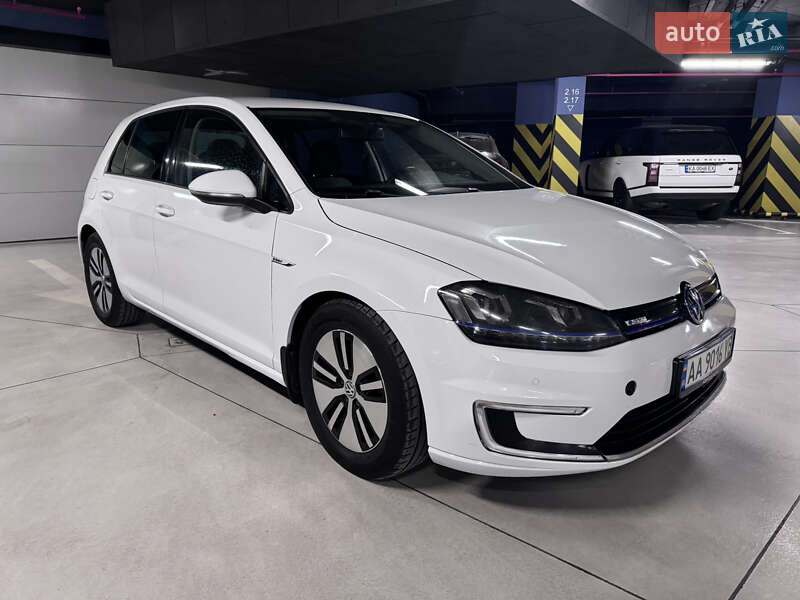 Volkswagen e-Golf 2016