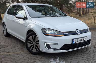 Volkswagen e-Golf 2015