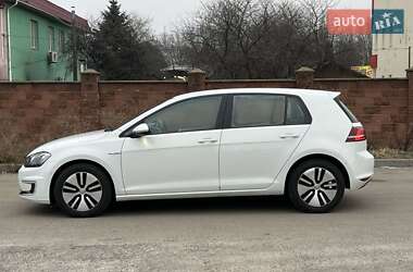 Хэтчбек Volkswagen e-Golf 2014 в 