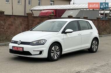 Хэтчбек Volkswagen e-Golf 2014 в 
