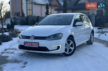 Хетчбек Volkswagen e-Golf 2015 в Сарнах