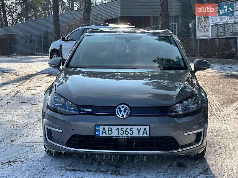 Хэтчбек Volkswagen e-Golf 2015 в Виннице