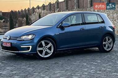 Хэтчбек Volkswagen e-Golf 2016 в Ровно