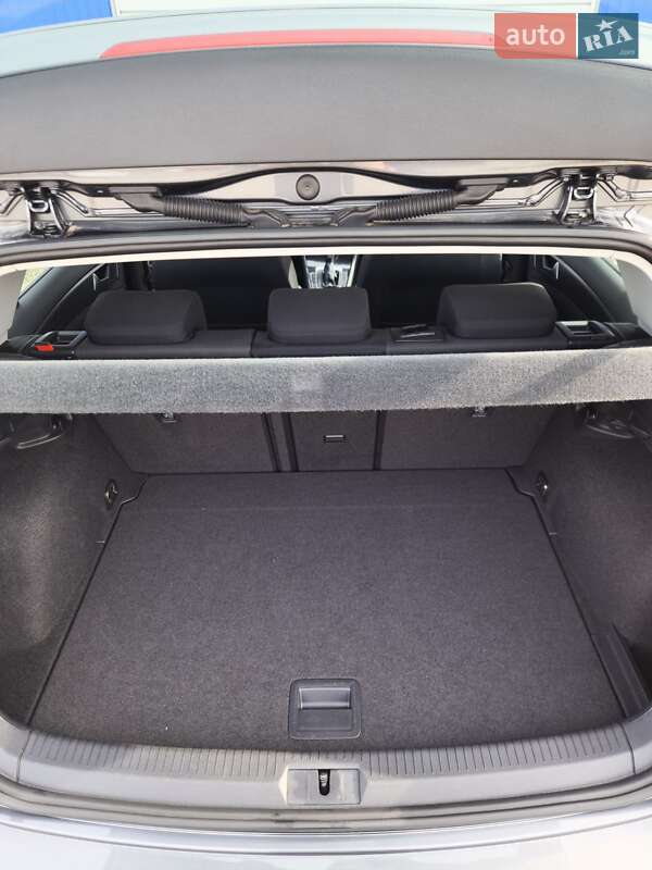 Хэтчбек Volkswagen e-Golf 2020 в Виннице