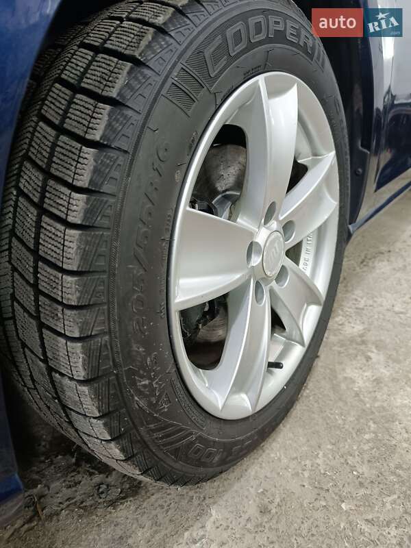 Хэтчбек Volkswagen e-Golf 2016 в Ровно фото 44 Хэтчбек Volkswagen e-Golf 2016 в Ровно