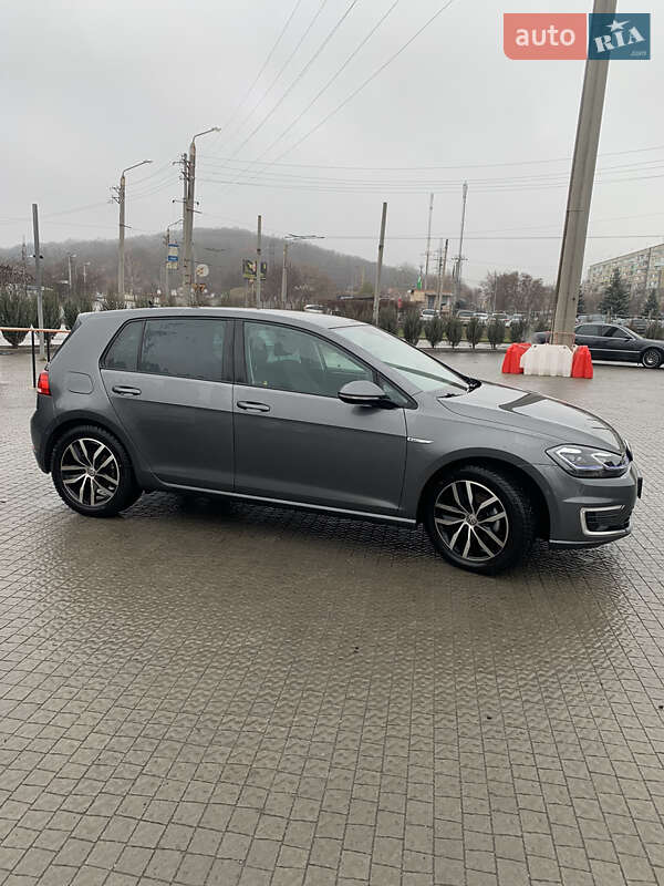 Хетчбек Volkswagen e-Golf 2018 в Полтаві