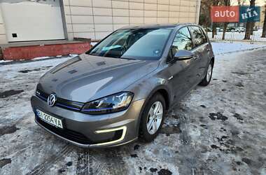 Хэтчбек Volkswagen e-Golf 2015 в Полтаве