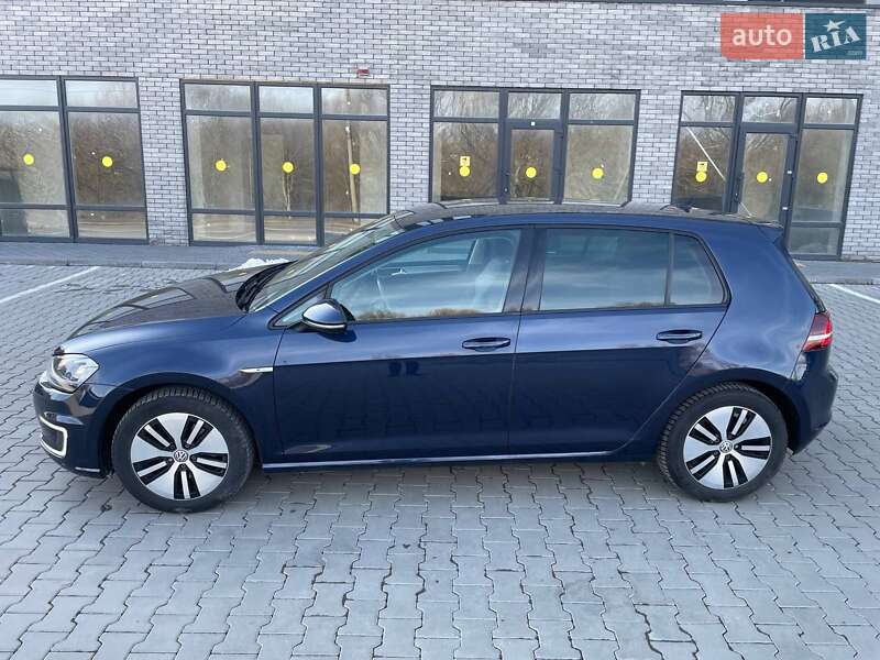 Хетчбек Volkswagen e-Golf 2015 в Хмельницькому