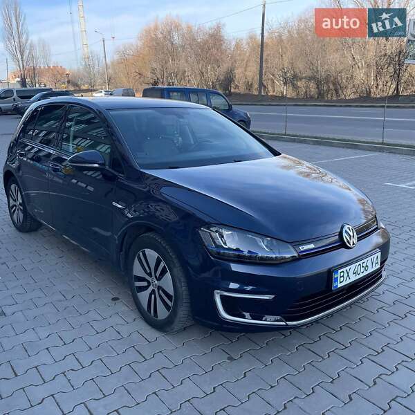 Хетчбек Volkswagen e-Golf 2015 в Хмельницькому