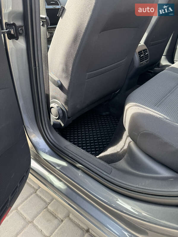 Хэтчбек Volkswagen e-Golf 2019 в Шполе