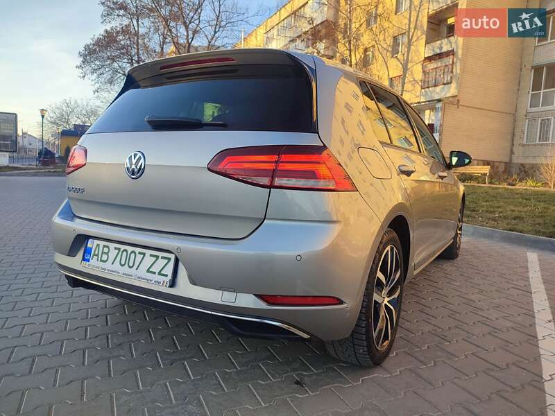 Хэтчбек Volkswagen e-Golf 2017 в Могилев-Подольске