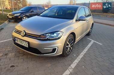 Хэтчбек Volkswagen e-Golf 2017 в Могилев-Подольске