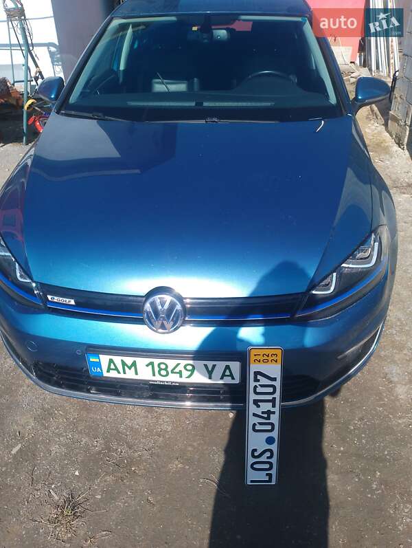 Хэтчбек Volkswagen e-Golf 2015 в Звягеле фото 2 Хэтчбек Volkswagen e-Golf 2015 в Звягеле