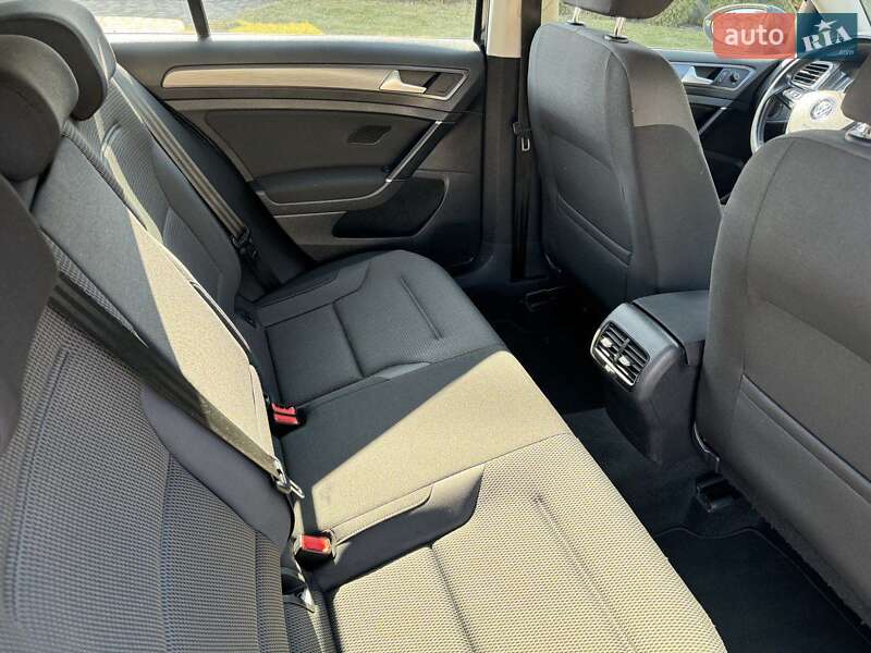 Хетчбек Volkswagen e-Golf 2020 в Рівному