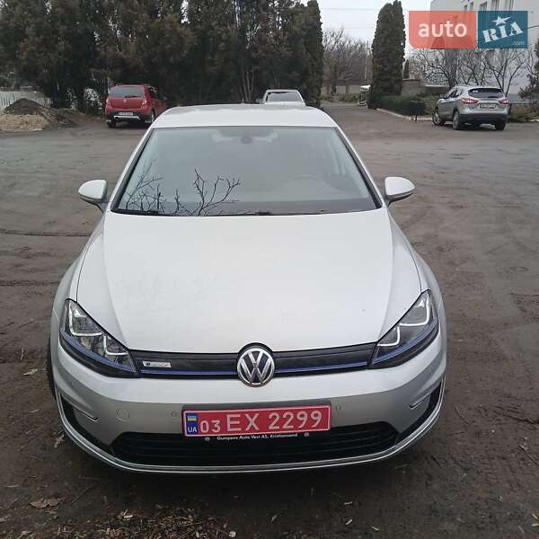 Хэтчбек Volkswagen e-Golf 2014 в Гайсине