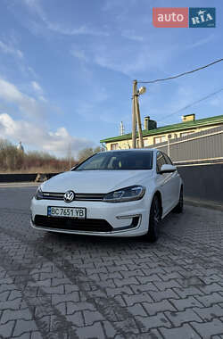 Хэтчбек Volkswagen e-Golf 2018 в 