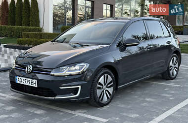 Хетчбек Volkswagen e-Golf 2019 в Ужгороді