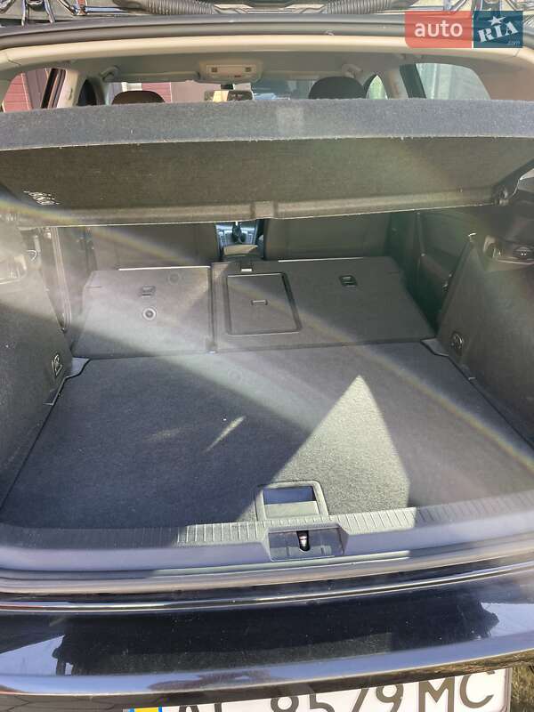 Хэтчбек Volkswagen e-Golf 2016 в Кривом Роге