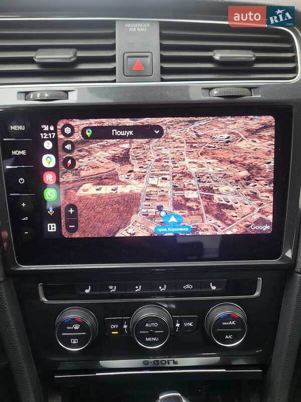 Хетчбек Volkswagen e-Golf 2018 в Ужгороді